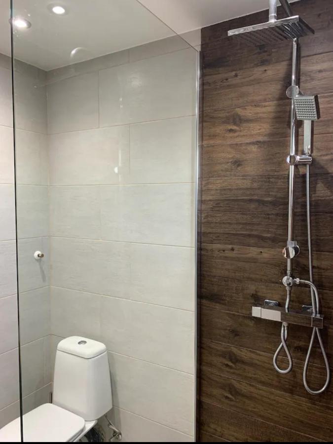 R&J Guesthouse Ro0M Grindavík Dış mekan fotoğraf